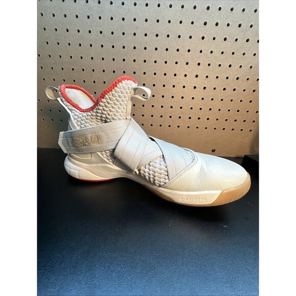 Nike Lebron Soldier 12 Light Bone Basketball Shoes Mens Size 11.5 A02609-002 - Picture 14 of 16